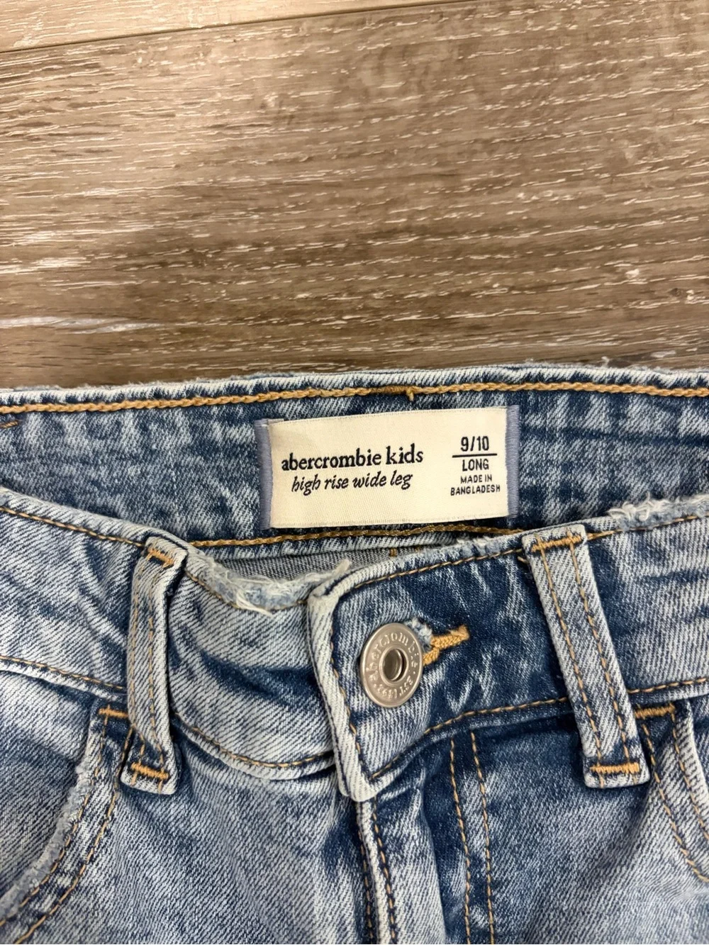 abercrombie kids Light Wash Wide-Leg Jeans